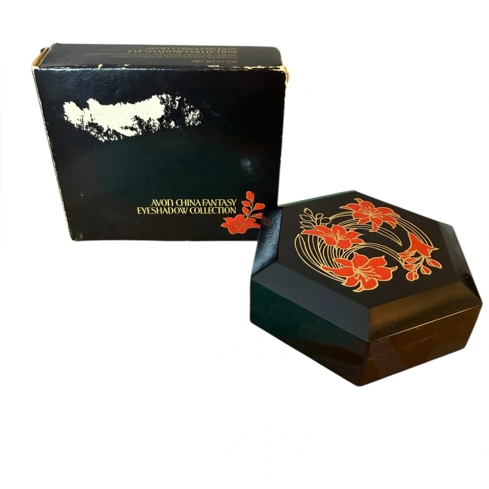 New Vintage Avon 1982 China Fantasy Eyeshadow Collection